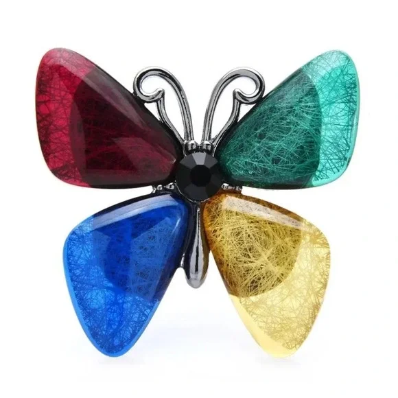 VQ Butterfly Brooch - Picture 3 of 6